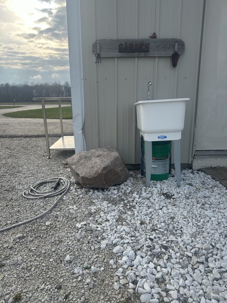 fish cleaning station