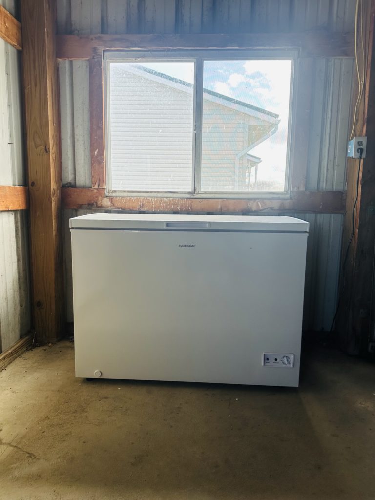 Deep freezer for